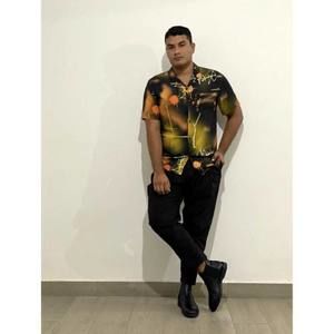 Meet your Posher, Andres